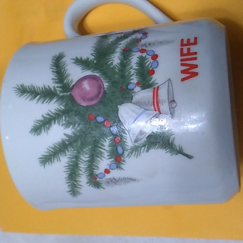 ⚜️ Vintage Schmidt Porcelain "WIFE" Christmas Coffee Mug